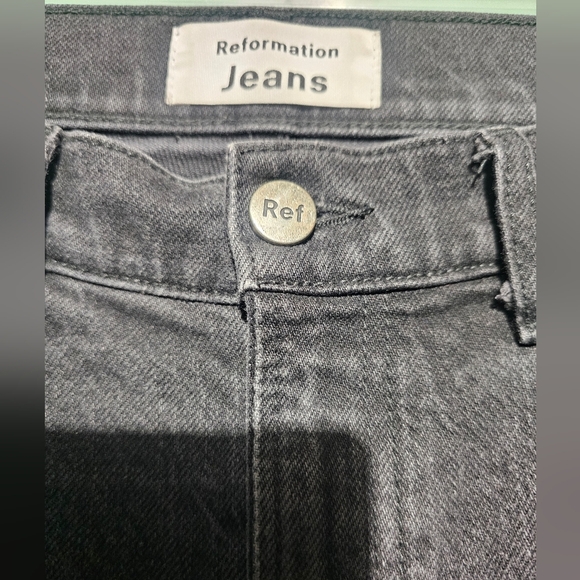 Reformation 27 Liza High Straight Leg Faded Black EUC Waist 29 Inseam 26 - Picture 3 of 4
